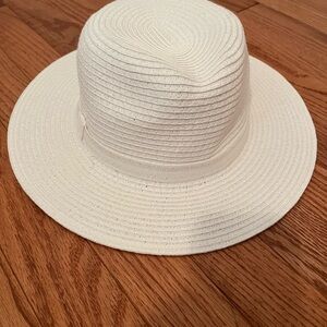 Shade & Shore Striped Hats for Women